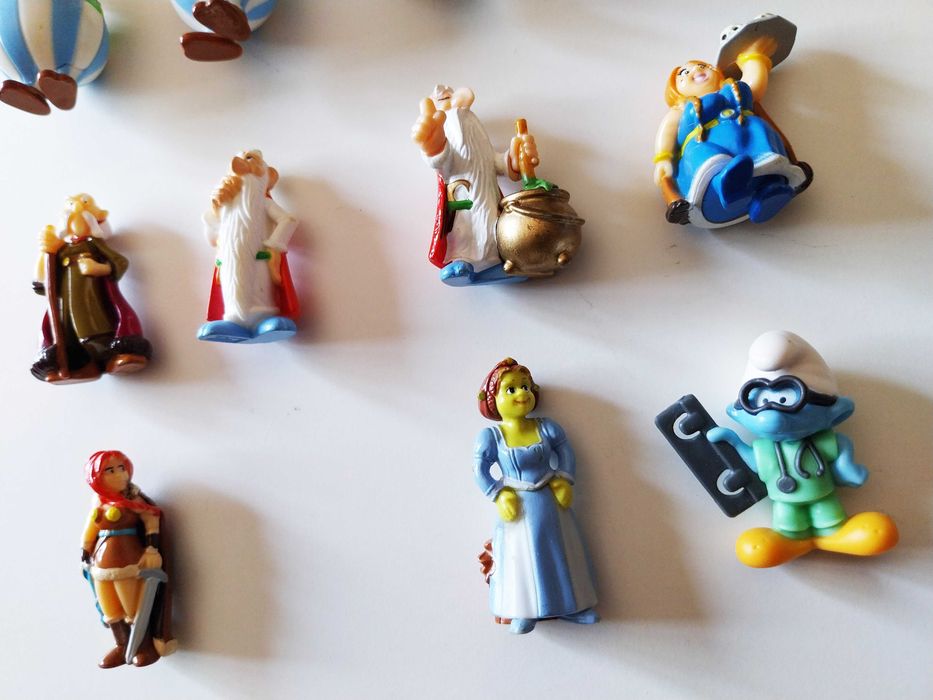 11 bonecos ASTERIX, SHREK e ESTRUNFES plástico | lote ou venda a vulso
