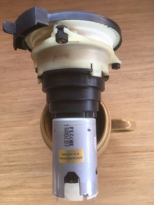 Młynek z silnikiem do ekspresu Samsung