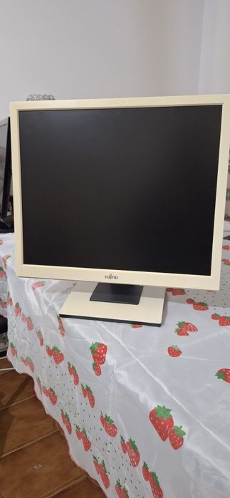 Monitor lcd fujitsu