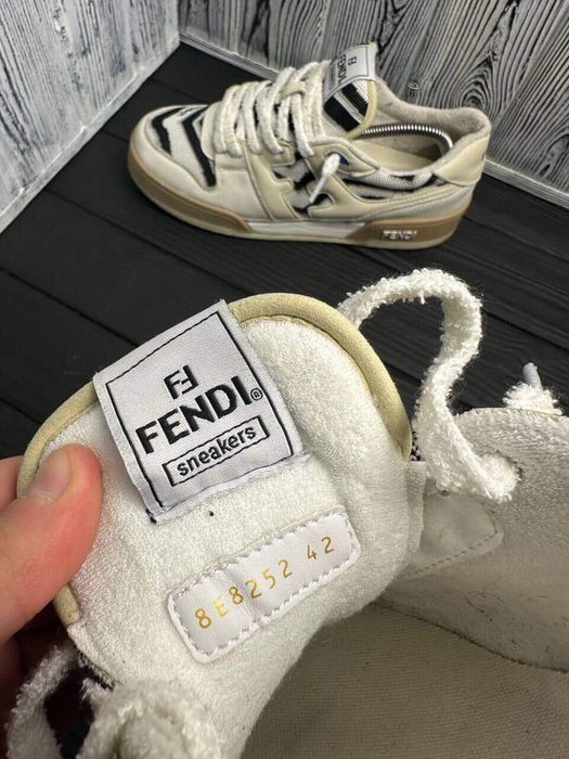 Fendi кросівки оригінал люкс бренд спорт casual
