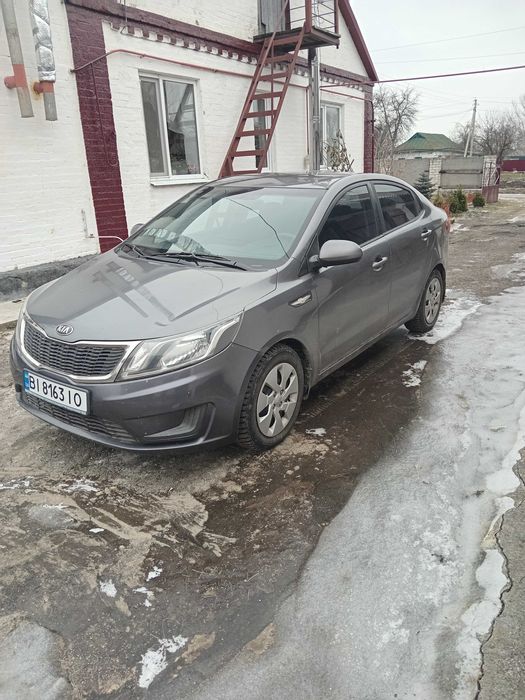 Кіа рио 2013 р.в.бензін