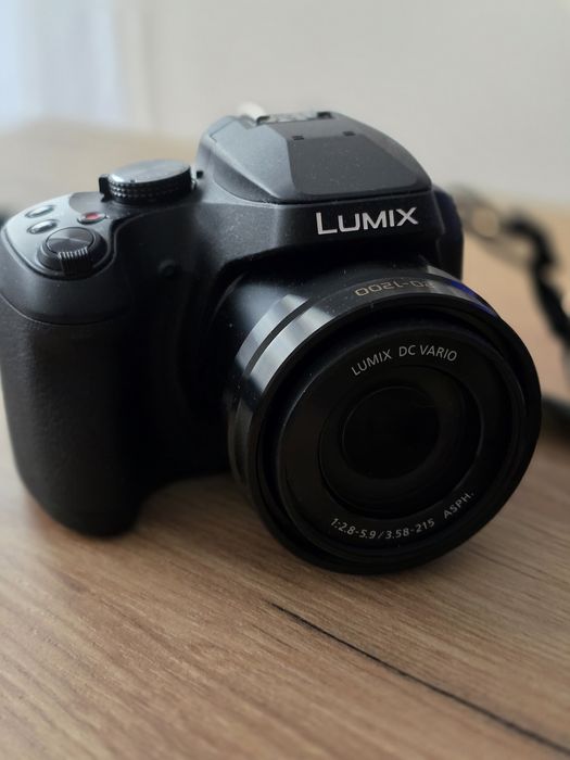 Panasonic LUMIX DC-FZ82 D czarny