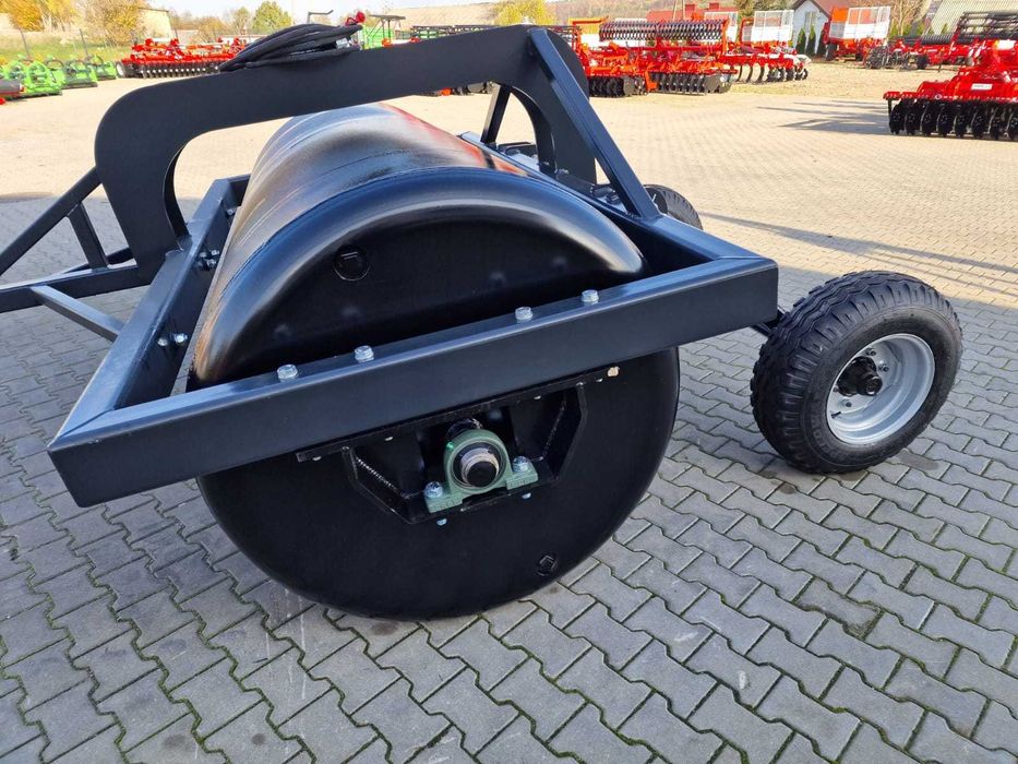 Wał łąkowo-polowy Metal Technik 2,66
