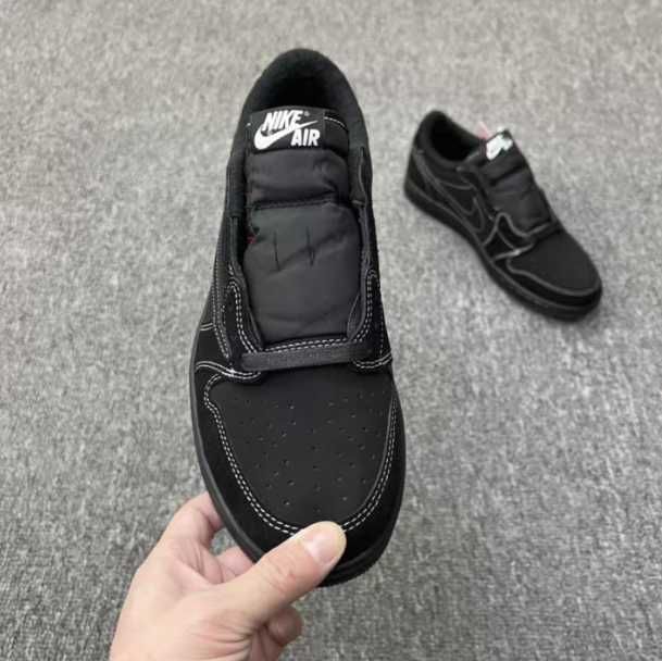 Buty Trampk Jordan 1 Retro Low OG SP Travis Scott Black Phantom R.45