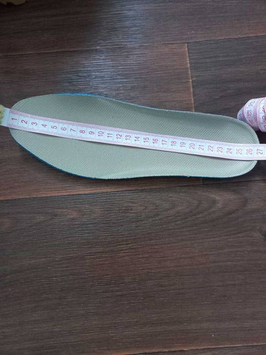 Продам берці LOWA