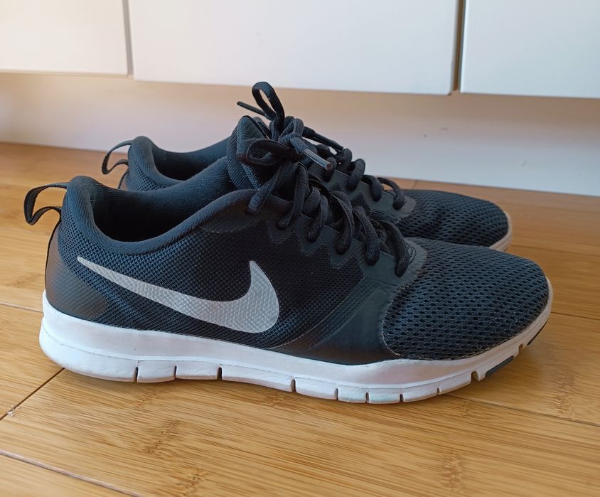 Wygodne buty sportowe z siateczka Nike r.38