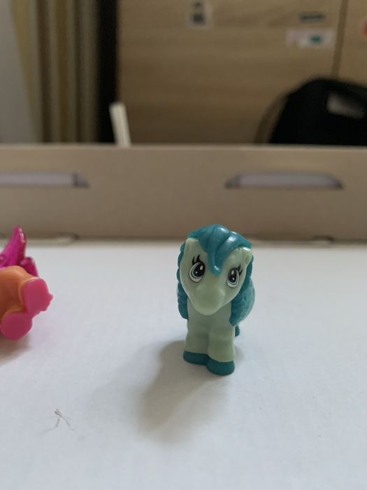 Колекційні фігурки Поні / Єдинороги з Кіндер Сюрприз (Kinder Surprise)