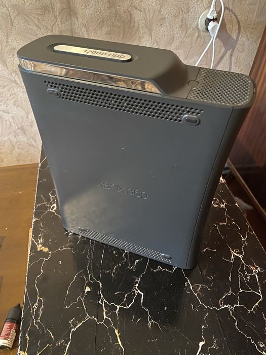 XBOX 360 В гарному стані