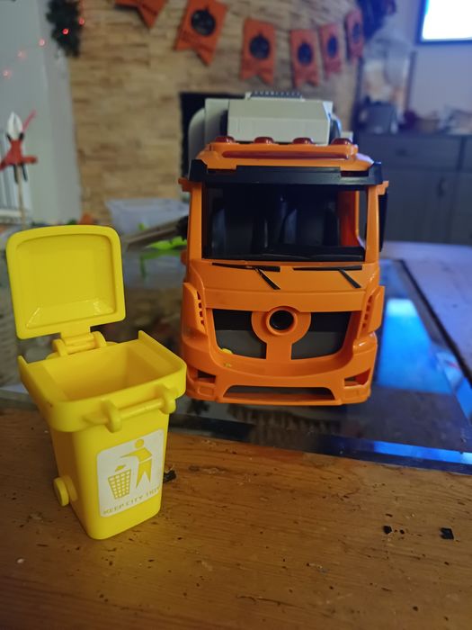 Сміттєвоз розбірний світло,звук,елементи лего