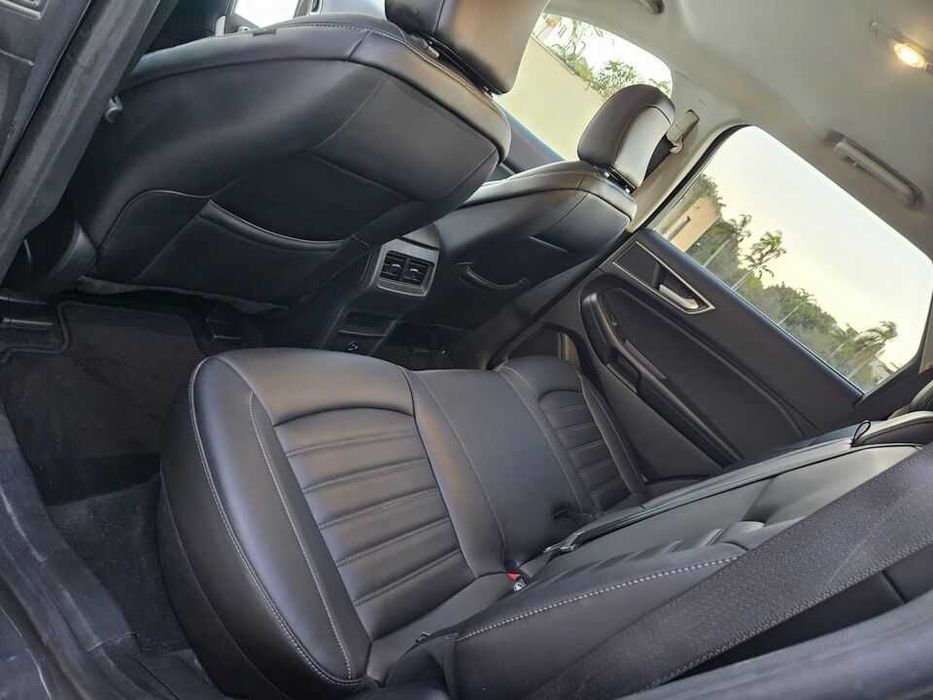2021   Ford Edge