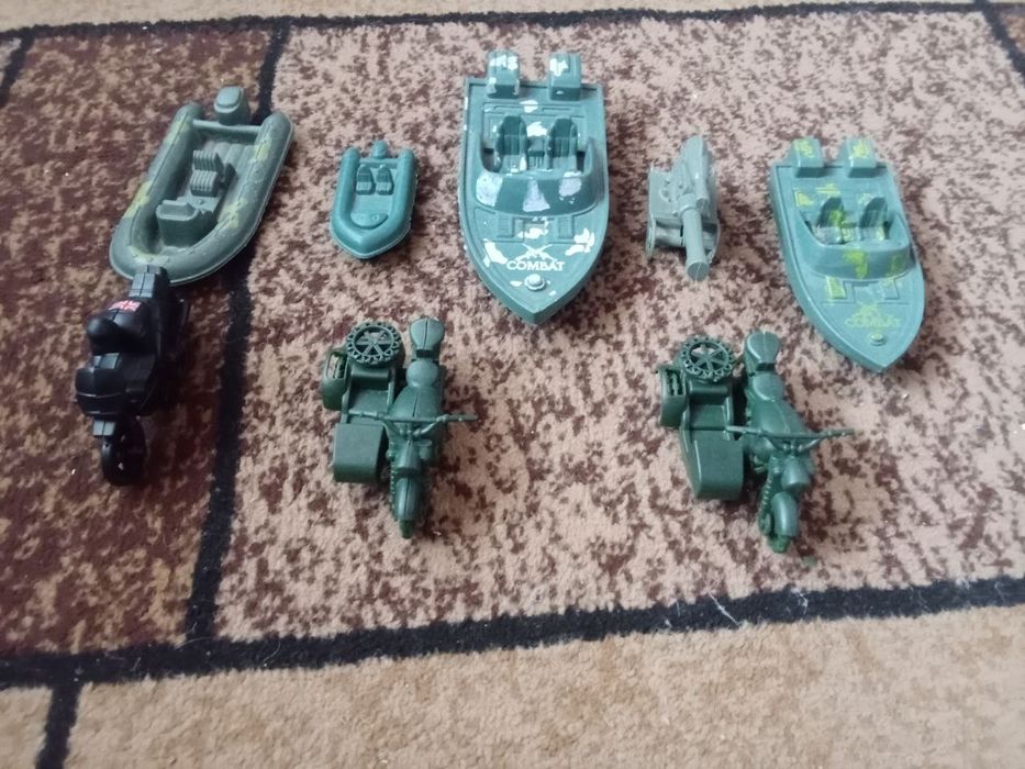 Продам солдатики