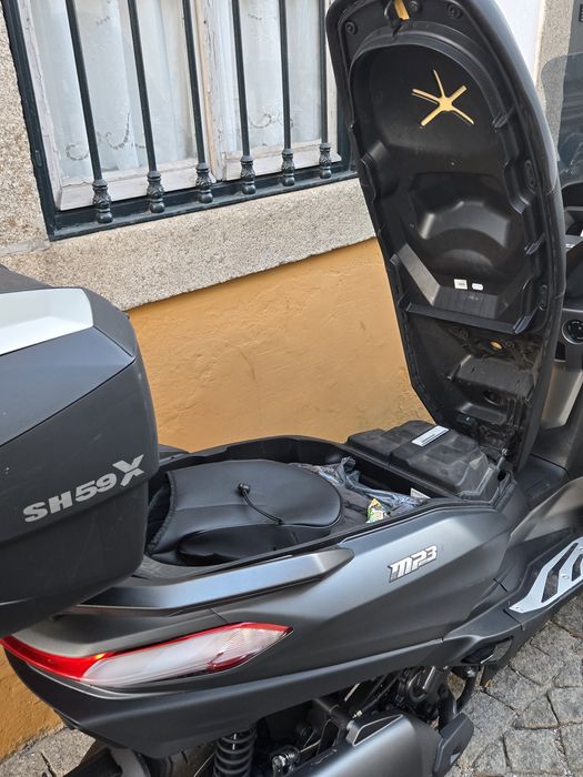 Vendo moto PIAGGIO MP3 530 HPE