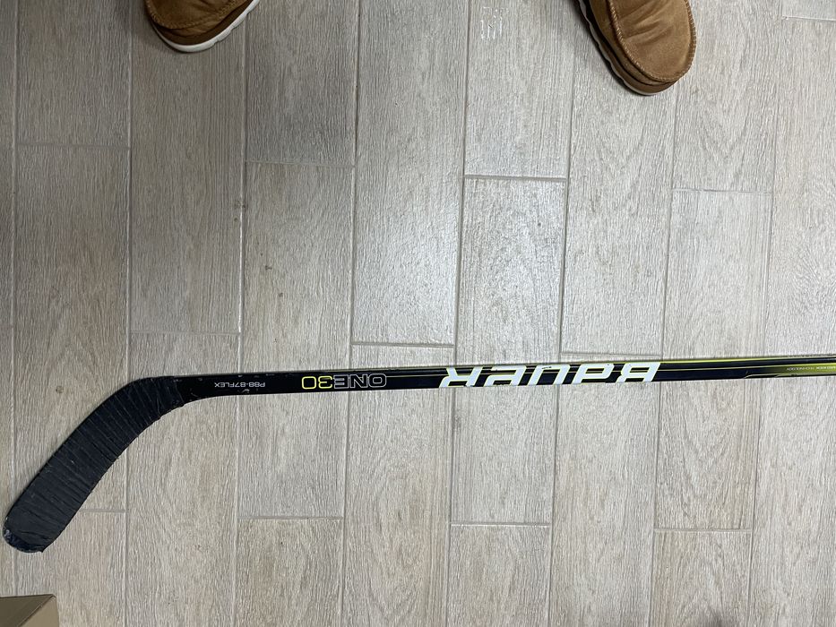 Хокейна клюшка BAUER one30