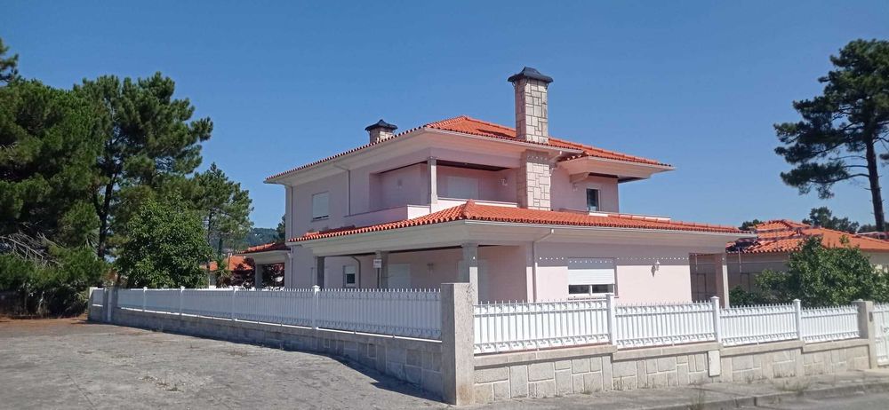 Moradia no Cabedelo isolada - Viana do Castelo
