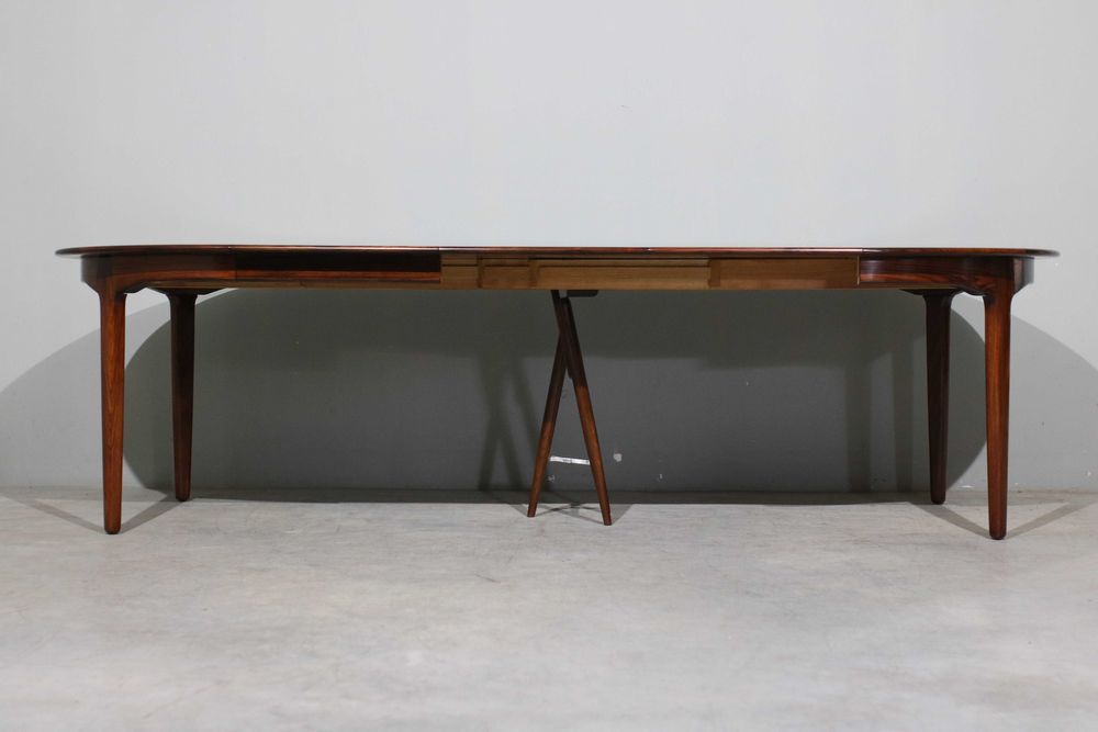 Mesa de jantar extensível Henning Kjaernulf em pau santo | Design