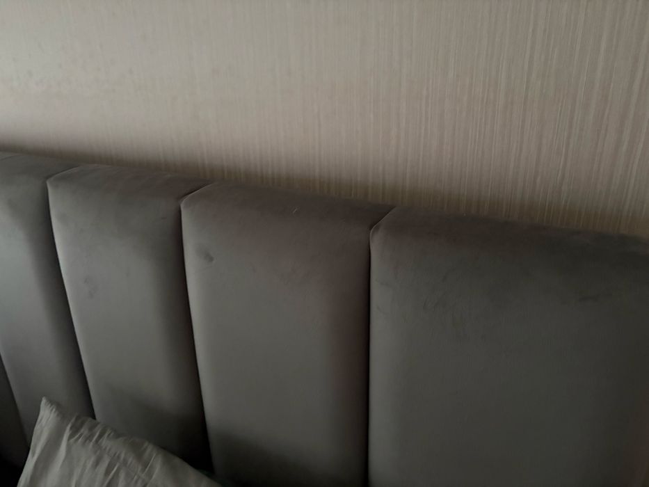 Cama estufada  nova 1.80x2m