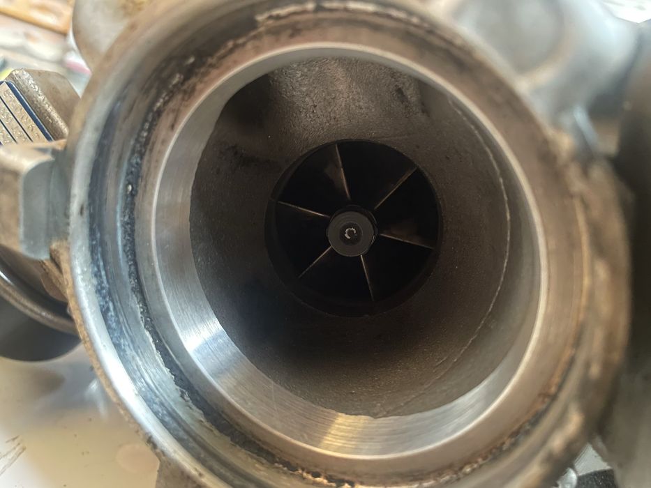 Turbosprężarka Vw passat b8 2.0 tdi