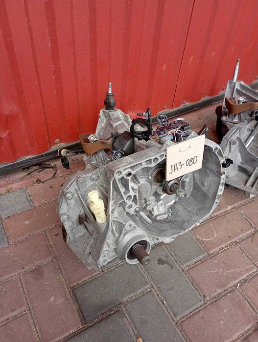 КПП коробка передач JH3 080 RENAULT DACIA SANDERO LOGAN 1.6 8V