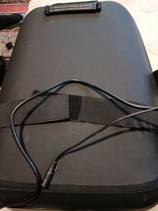 Масажна подушка а