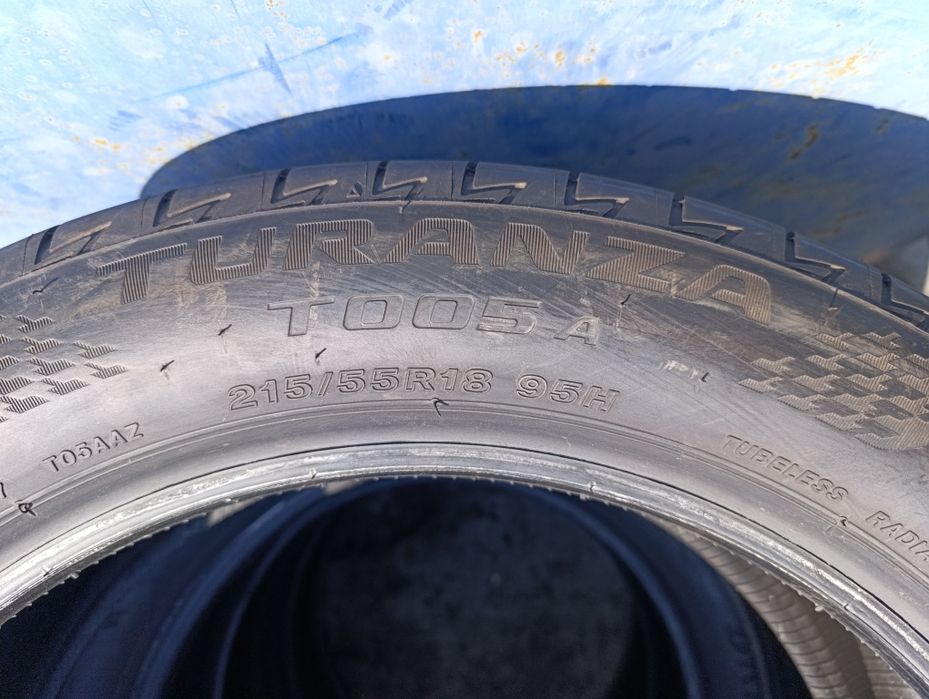 Бриджстоун 215/55/18 літо