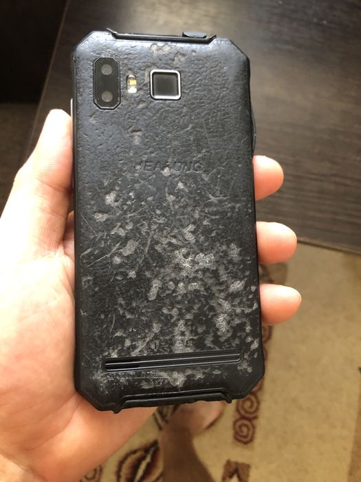 Продам телефон JEASUNG P8 телефон в робочому стані