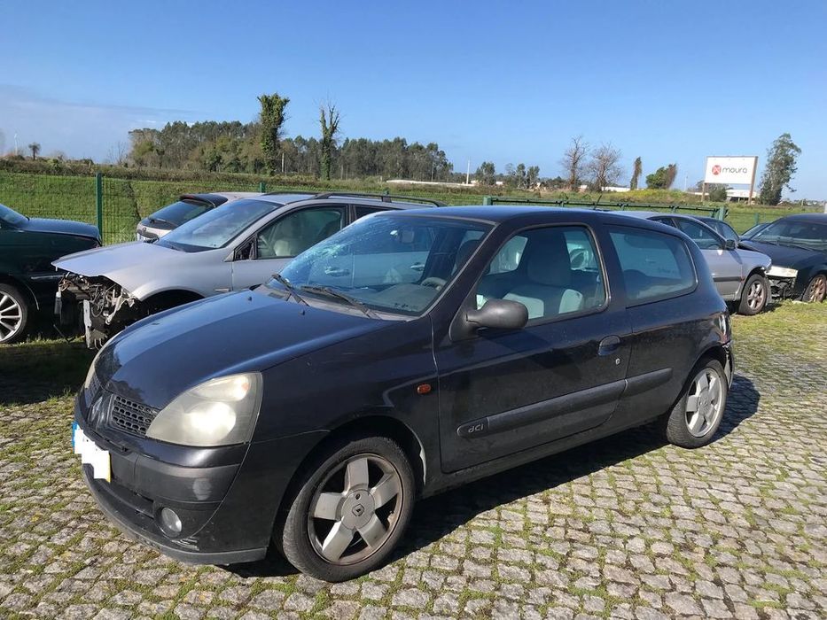 Renault Clio II 1.5 DCi Van 2002 - Para Peças