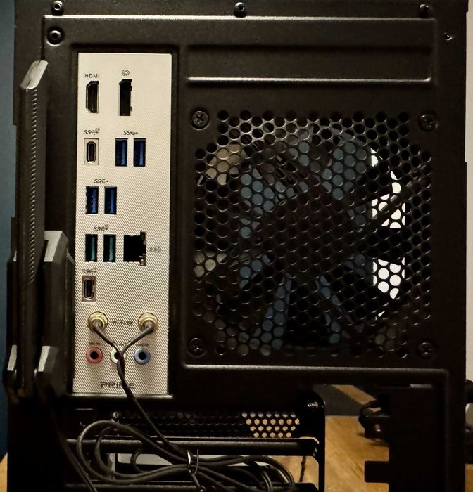 i7-13700K Gwar. 2027 | ASUS Z790-A WiFi | 32GB DDR5 | Thermal Grizzly