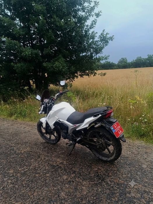 Мотоцикл Lifan Kp200