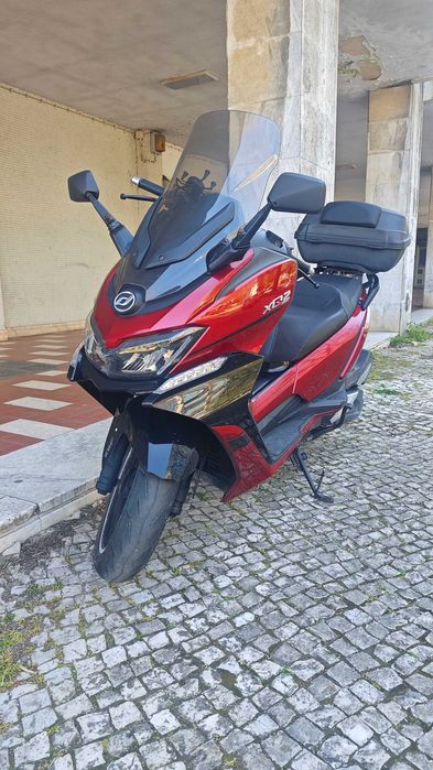 Scooter Daelim XQ2 300