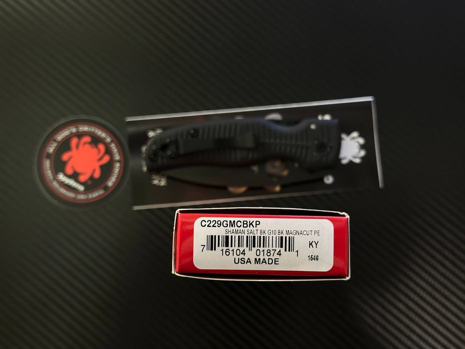 Ніж Spyderco Shaman MagnaCut DLC + Flytanium