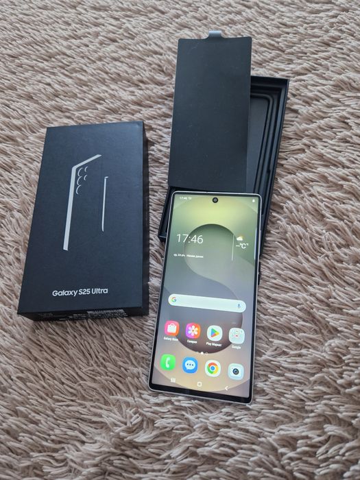 Смартфон Samsung