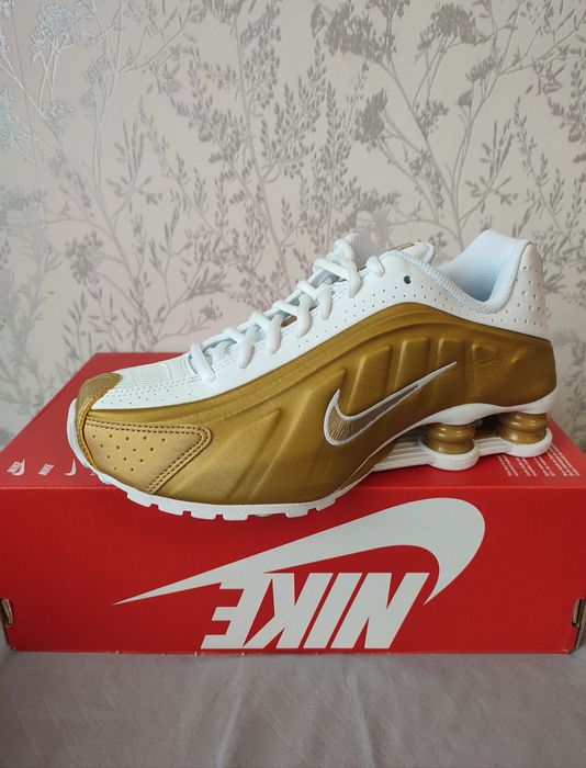 Nowe buty Nike Shox R4 rozmiar 38