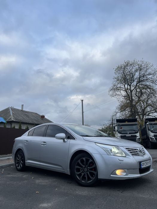 Toyota Avensis 2.0 газ бензин