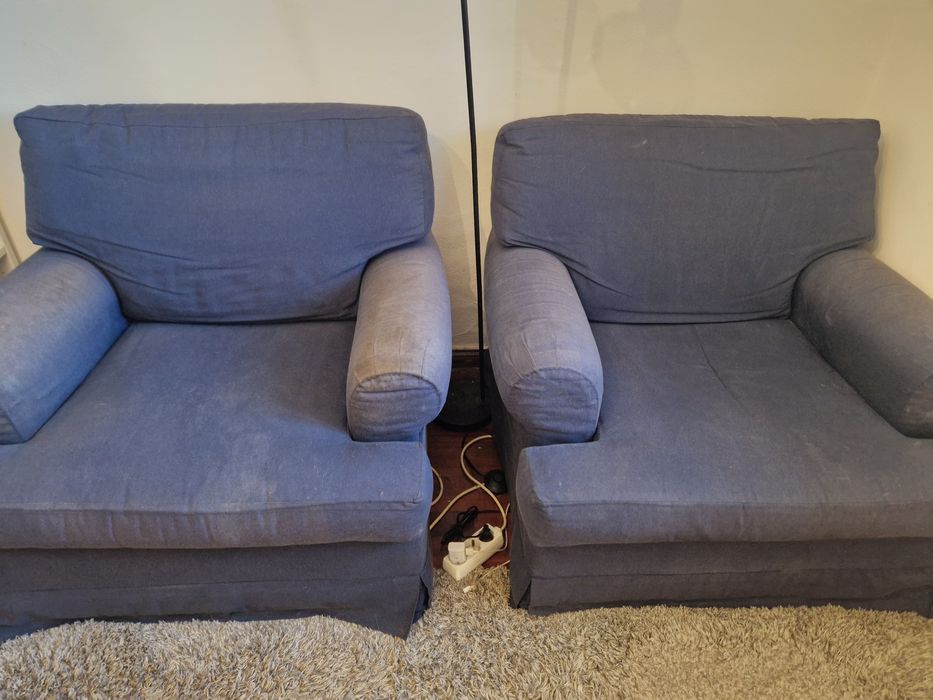 2 poltronas azul marinho