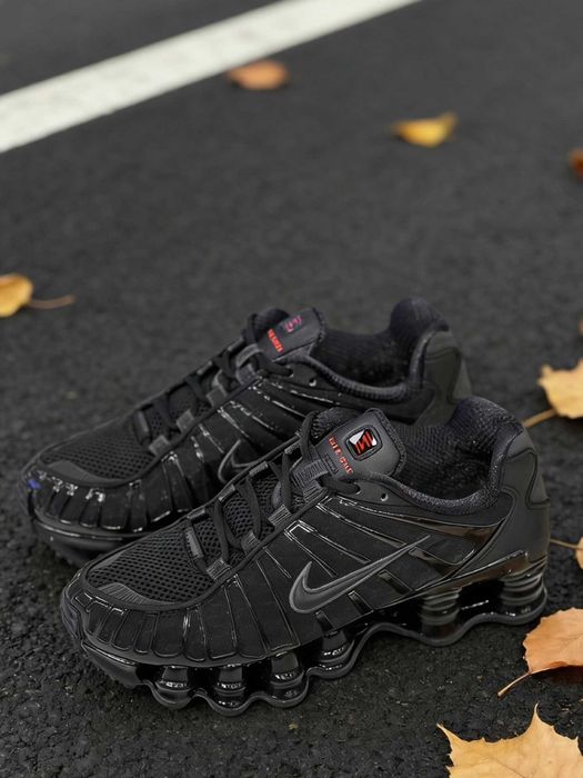 Buty Nike Shox Czarny nowe R.40
