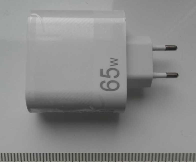 Зарядное для телефона смартфона планшета смарт часов 5 USB, Type C 65W