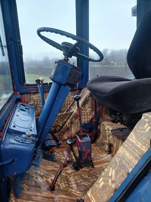 Продам трактор Т-25