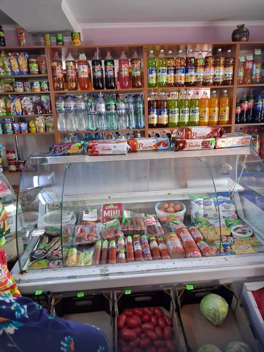 Здам в оренду комерційне приміщення (магазин) у с. Бузуків