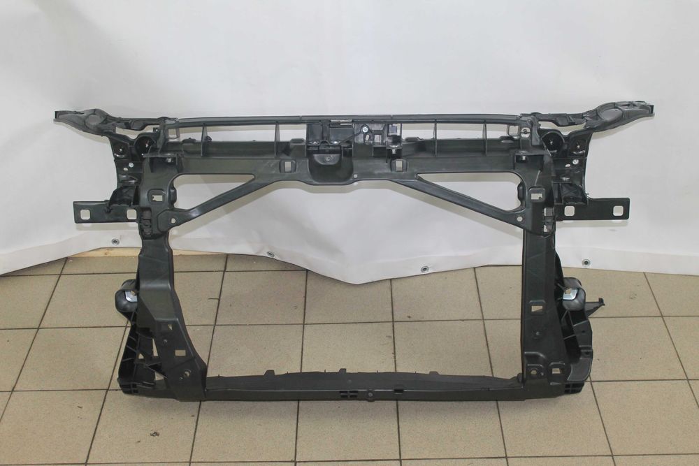 Audi A3 8V Sedan передній бампер Ауді Слайн