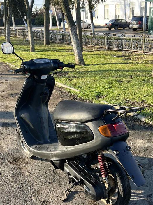 Продам мопед скутер ямаха са-01