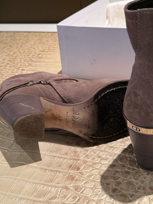 Botas Dior em bom estado