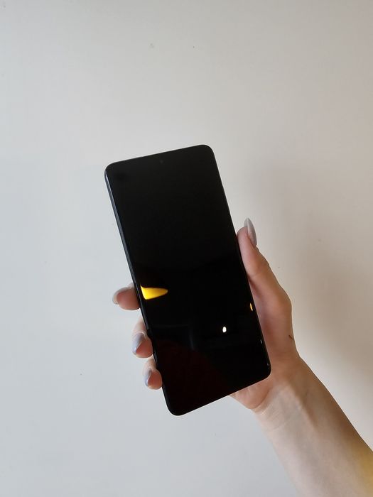 Samsung Galaxy S20 Plus DUOS 8/128 Cosmic Black