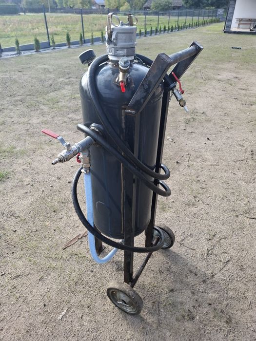 Piaskarka syfonowa 60L