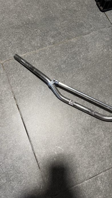 Volante mota cromado