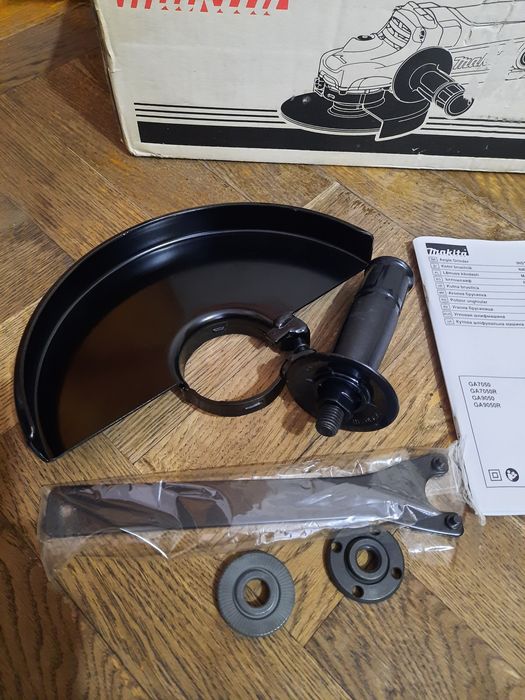 Абсолютно нова,оригінал!!Болгарка Makita GA9050,2000вт,круг 230мм