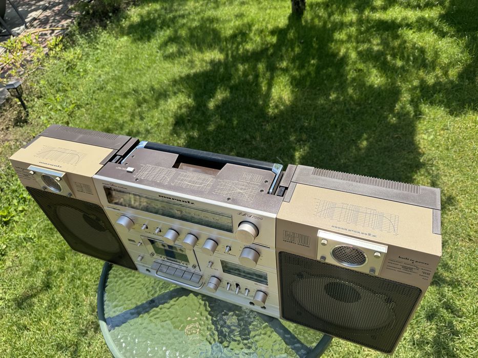 Продам магнитолу Marantz CRS-7000