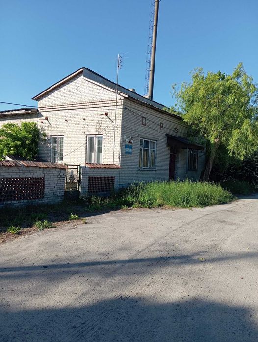 Логістична база на виїзді з Радехова (траса Н-17)