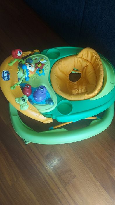 Chicco - Andarilho para bebé WALKY TALKY