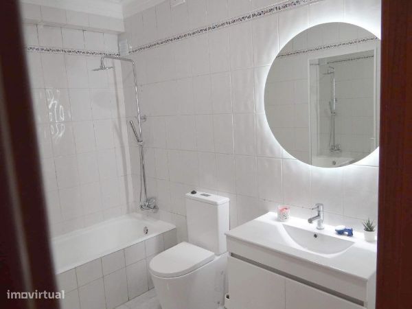 Quarto junto ao centro da cidade