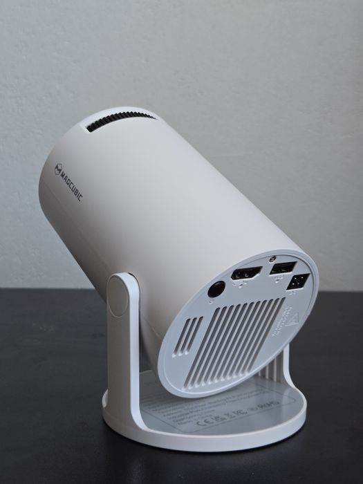 Портативный проектор Magcubic HY300 PRO Smart Android TV